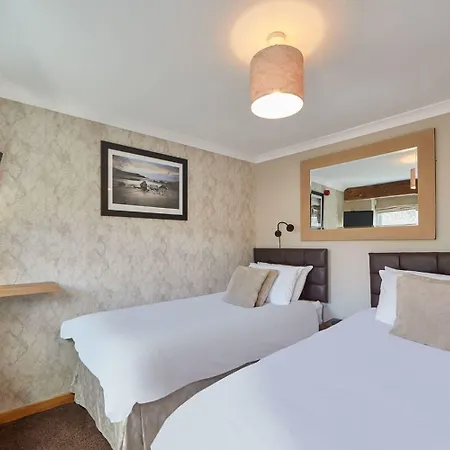 Host & - Rosedale House 度假居 *